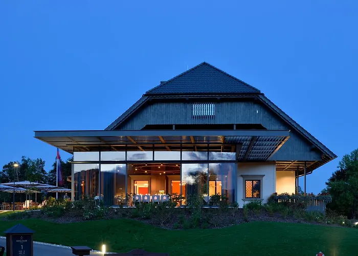 King's And Lake's House Golf Course Royal Hotel Bled