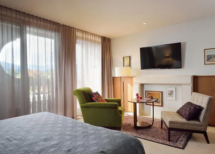 King's And Lake's House Golf Course Royal Hotel Bled